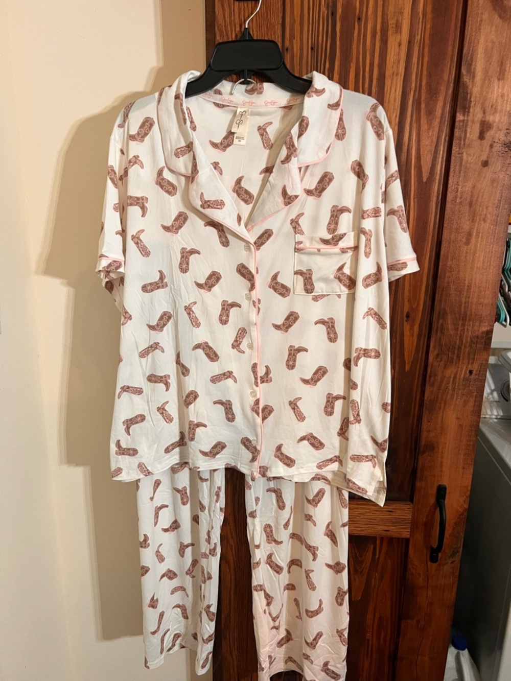 NWT Jessica Simpson White Top with Pink Cowboy Boot Print